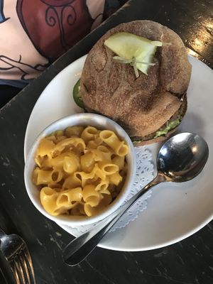 Burger and Mac and cheese  at Avo in Nashville