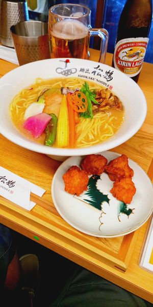 Vegan Ramen misto e crocchette di finto pollo at Shokaku - Kyoto in Kyoto