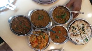 Kulcha 
Chana Masala 
Mushroom Rogan Josh 
Baligan Bartha 
Bindi Masala - lady's fingers 
Mushroom Briyani 
 at Saravana Bhavan - Bangsar in Kuala Lumpur