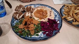 Assiette falafel with hummus, tabulé, tahini... at Teïta - Cuisine Levantine Maison à Marseille in Provence-alpes-côte D'azur