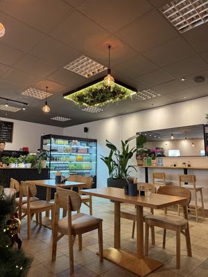 Restaurant von innen   at kiki Kitchen in Schleswig-holstein