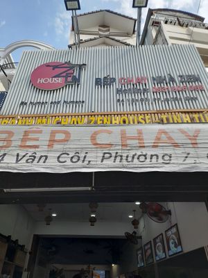 Main sign outside at Bếp Chay Nhà Zen in Thành Phố Hồ Chí Minh