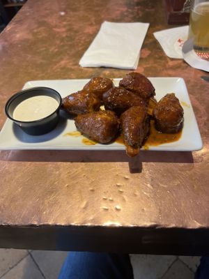 Hot vegan wings  #Veganuary at The Wherehouse in Newburgh