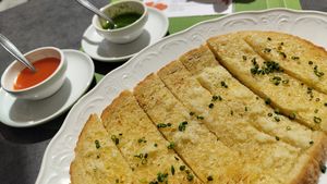 Veganes Knoblauchbrot at Kraut & Ruben in Bad Hofgastein