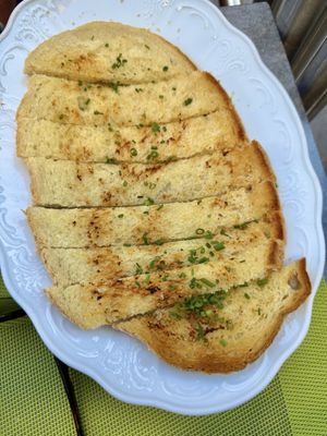 Garlic bread 🥖   at Kraut & Ruben in Bad Hofgastein