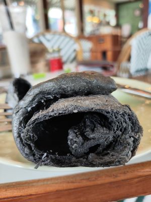 Charcoal Sea Salt Bread at Francoville Boulangerie in Pandaan