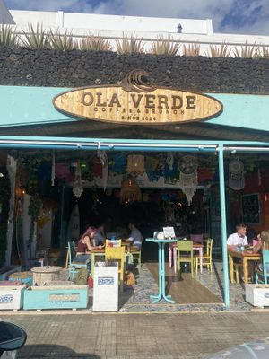 Front  at Ola verde in Canarias