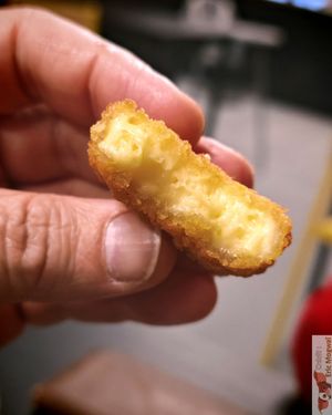 Cheese nuggets  at Furahaa in Toulouse