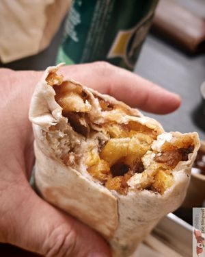 Burritos at Furahaa in Toulouse