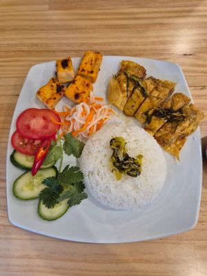 Chikn rice $22.90 veganised version has chilli puff tofu which was ok, and slices of mushroom in layers of tofu skin? at Anzzie Veggie Vegetarian Restaurant in Campsie