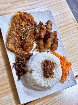 Mixed Sticky Rice Platter  at Anzzie Veggie Vegetarian Restaurant in Campsie