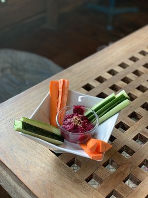 Veggie sticks & hummus at Amrita Garden in Chiang Mai