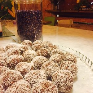 Raw, vegan gluten free sweet balls with cocoa, almonds & coconut at Bioveggy in Florence