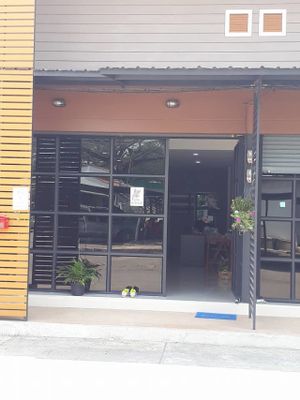 Shop from Outside at Chiang Mai Bread in Chiang Mai