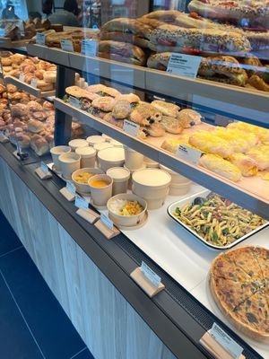  at Land & Monkeys - Beaubourg in Paris