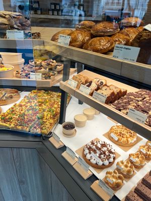  at Land & Monkeys - Beaubourg in Paris