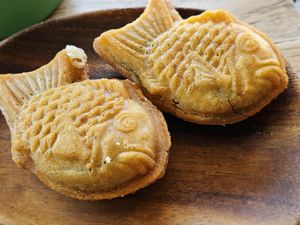 Taiyaki (red bean paste inside) at Hokkaiya Japanese Restaurant in Hamilton