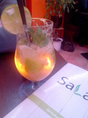 Alcohol-free herbal drink, fresh & tasty at Sala in Berlin