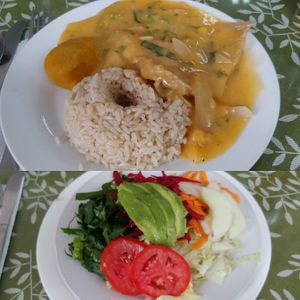 Menu del día plus a drink and dessert for 13 soles at Sayel in Lima