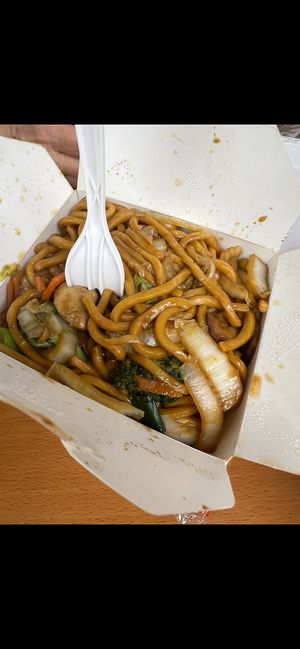 Lo mein  at First Wok in Yonkers