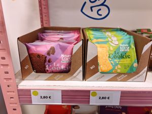 Cookies at Epicerie Glu in Paris