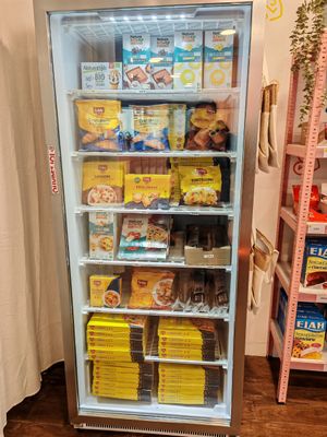 Vegan ice cream at Epicerie Glu in Paris