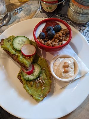 Vegan brunch at Le Pain Quotidien - Oud Zuid in Amsterdam
