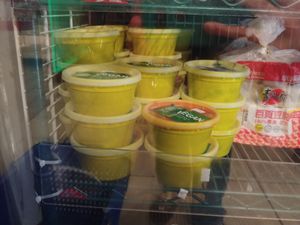 Vegan Prepackaged food at Yuan in Montreal