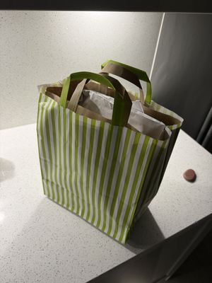 Plastic-free delivery bags  at Veva Vegan - Hornsey in London