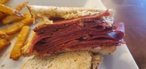 Hearty Vegan Ruben at True BBQ and Whiskey Bar in Munster