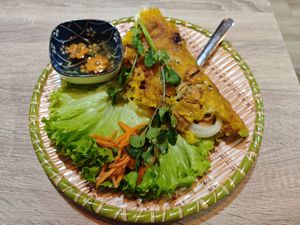 Vietnamese pancakes at Be Banh Mi - Es Vietnam in Madrid