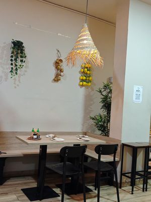 Inside at Be Banh Mi - Es Vietnam in Madrid