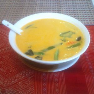 Yellow coconut curry (25,000 kip) at Visoun in Luang Prabang