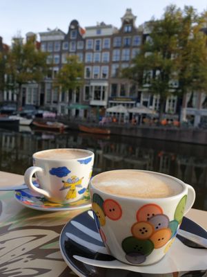 Cappuccino with oatmilk at Bagels & Beans - Keizersgracht in Amsterdam