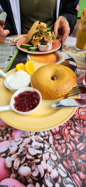 Plain bagel with cream cheese and jam at Bagels & Beans - Roetersstraat in Amsterdam