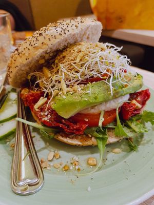 Hummus, tomato and dukkah 💚 at Bagels & Beans - Spaarndammerstraat in Amsterdam