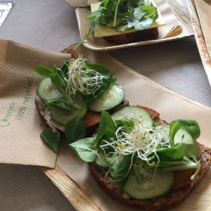 mains  at Vegabond - Leliegracht in Amsterdam