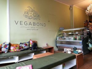  at Vegabond - Leliegracht in Amsterdam