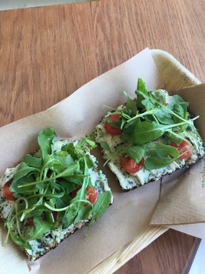 spelt bread with cashew cheese rocket and cherry tomatoes at Vegabond - Leliegracht in Amsterdam