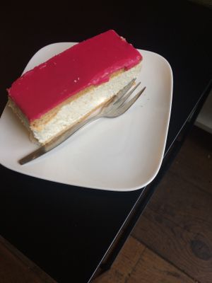 Tompouce at Vegabond - Leliegracht in Amsterdam