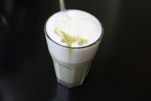 Matcha latte at Vegabond - Leliegracht in Amsterdam