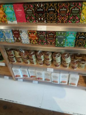 Teas and waffles at Vegabond - Leliegracht in Amsterdam