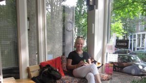 Relaxing with a chai latte at Vegabond - Leliegracht in Amsterdam