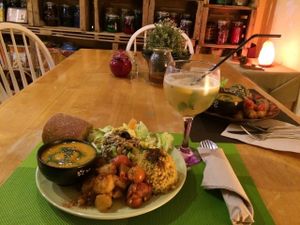 Delicious plate of the day & amazing lemonade!  at Tiyoweh La Quietud in Madrid