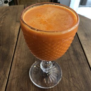 Carrot juice at Tiyoweh La Quietud in Madrid