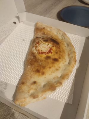 Vegan calzone (black olives, ham, mushroom) at Pizza Vera in Rugby
