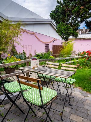 Garten mit Teich at Die FETTE BEETE in Krefeld