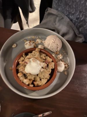 Apple Crumble #Veganuary at Die FETTE BEETE in Krefeld