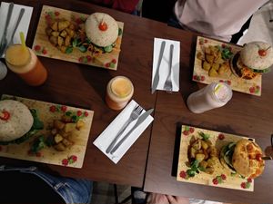 Hamburguesas Sanissimo at Sanissimo - Malasaña in Madrid