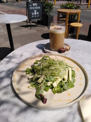 Delicious and surprising vegan ice salad! at Sis Concept in Utrecht